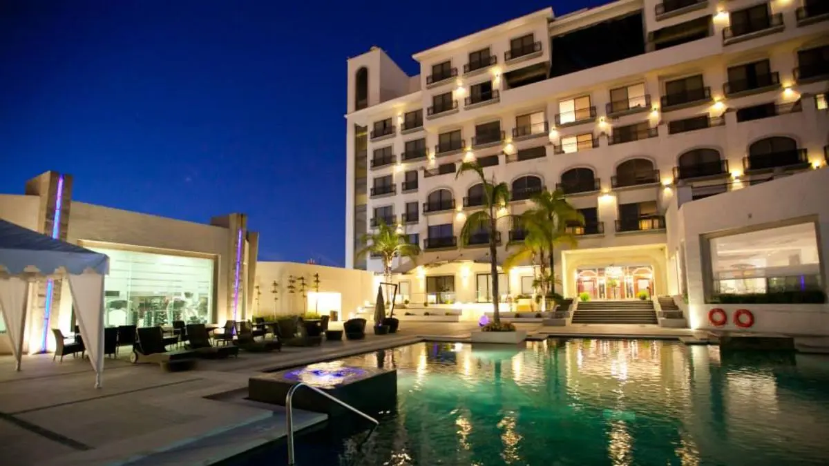 Hotel Hotsson León